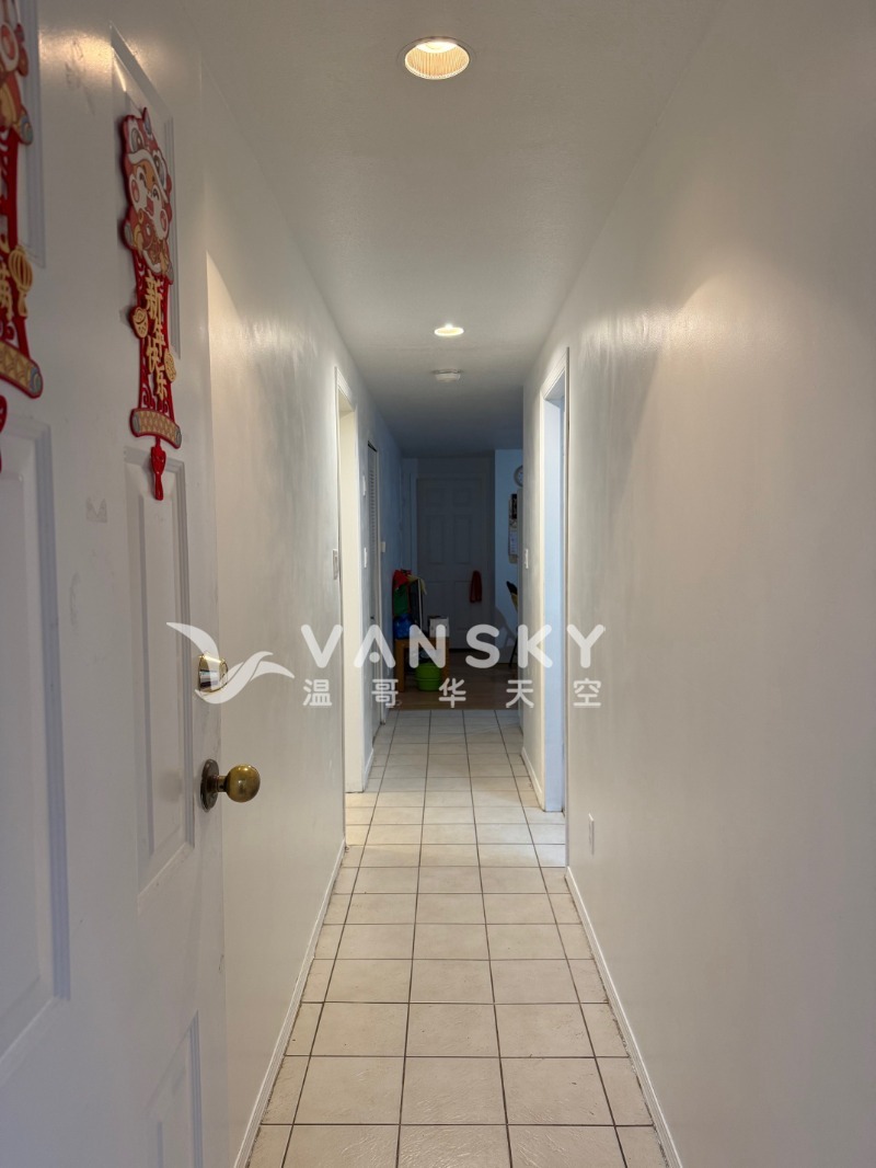 251021105925_home photo 3.jpg